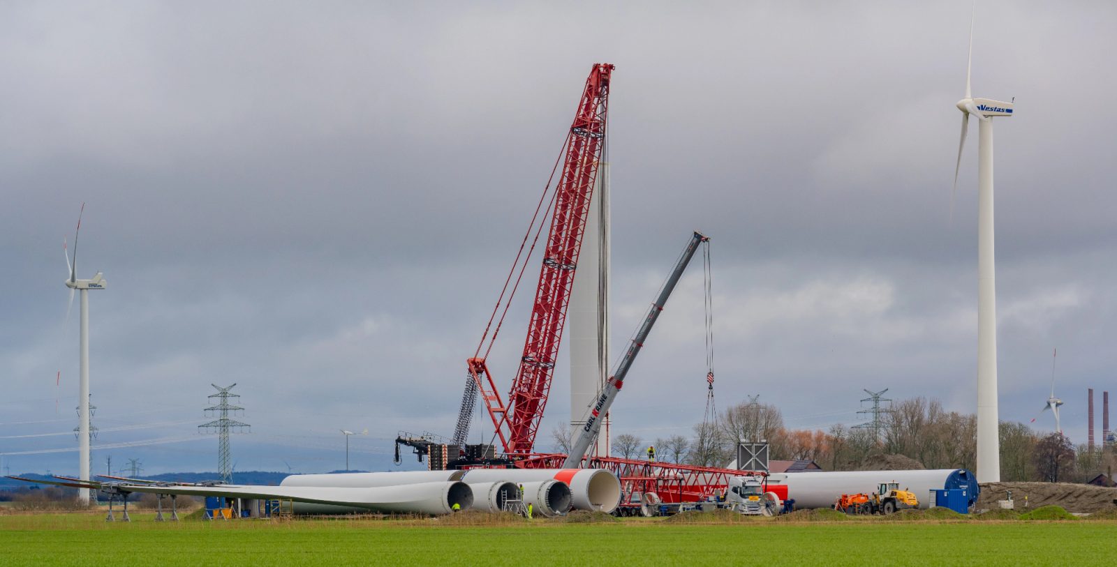 Na dvig težkih strojev moraš malo paziti